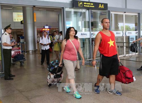 Đón du khách "xông đất" Đà Nẵng Tết Đinh Dậu 2017